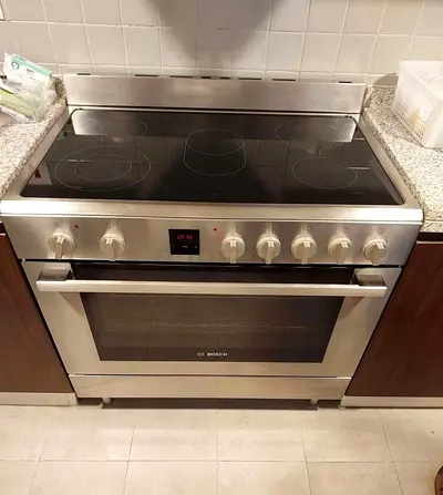 Bosch 5 Zones Electric 10 months Used Ceramic Hob Cooker HKK99V850M FREE DELIVERY +WARRANTY