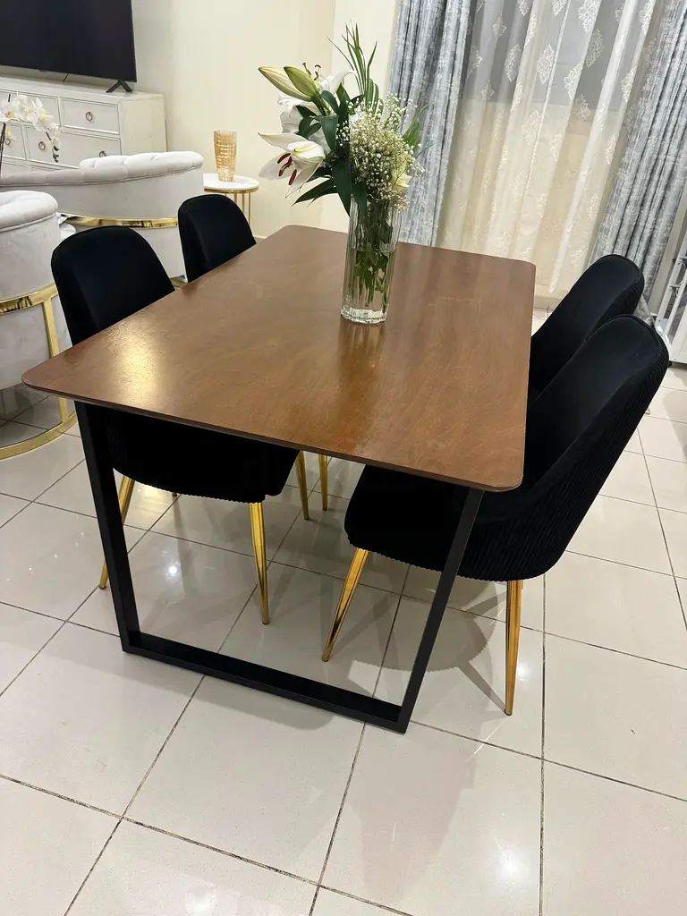 Dining table with 4 chairs