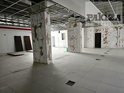 Prime Location!! Showroom Near Metro!! In Low Price!!