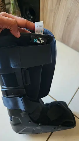Air boot / Walker boot / elife