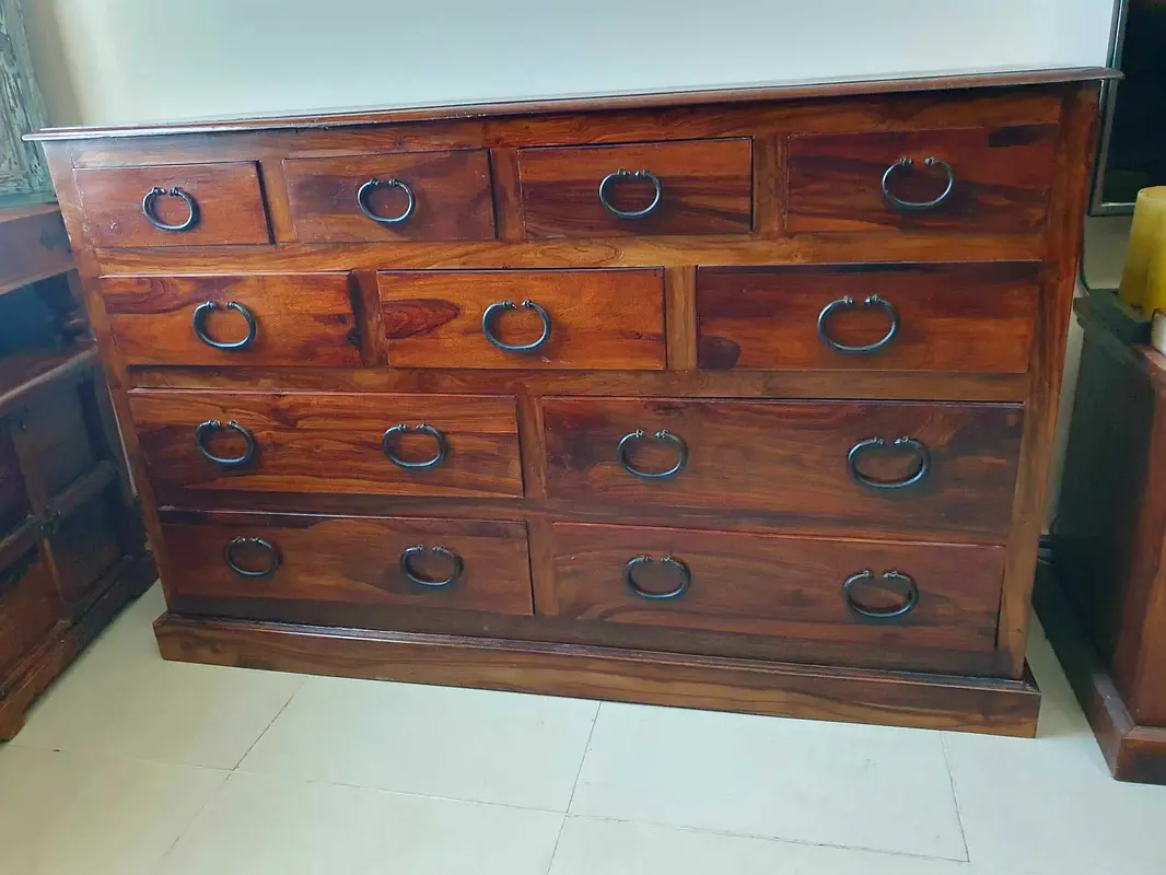 marina chest of drawers