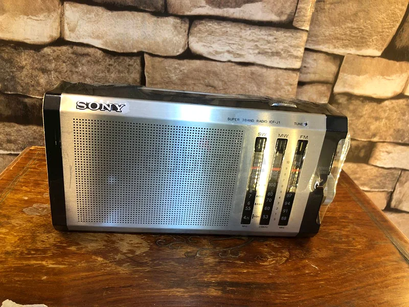 Radio Sony old راديو سوني قديم63260733164803111
