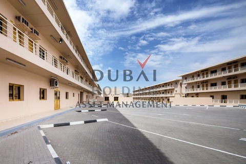 Best Offer | Aed 1800 | 4 Beds Capacity | Mohre Approved