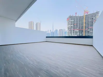 Spaces 1bhk Apartment For Sale In Business Bay With Beautiful Burkhalifa View.