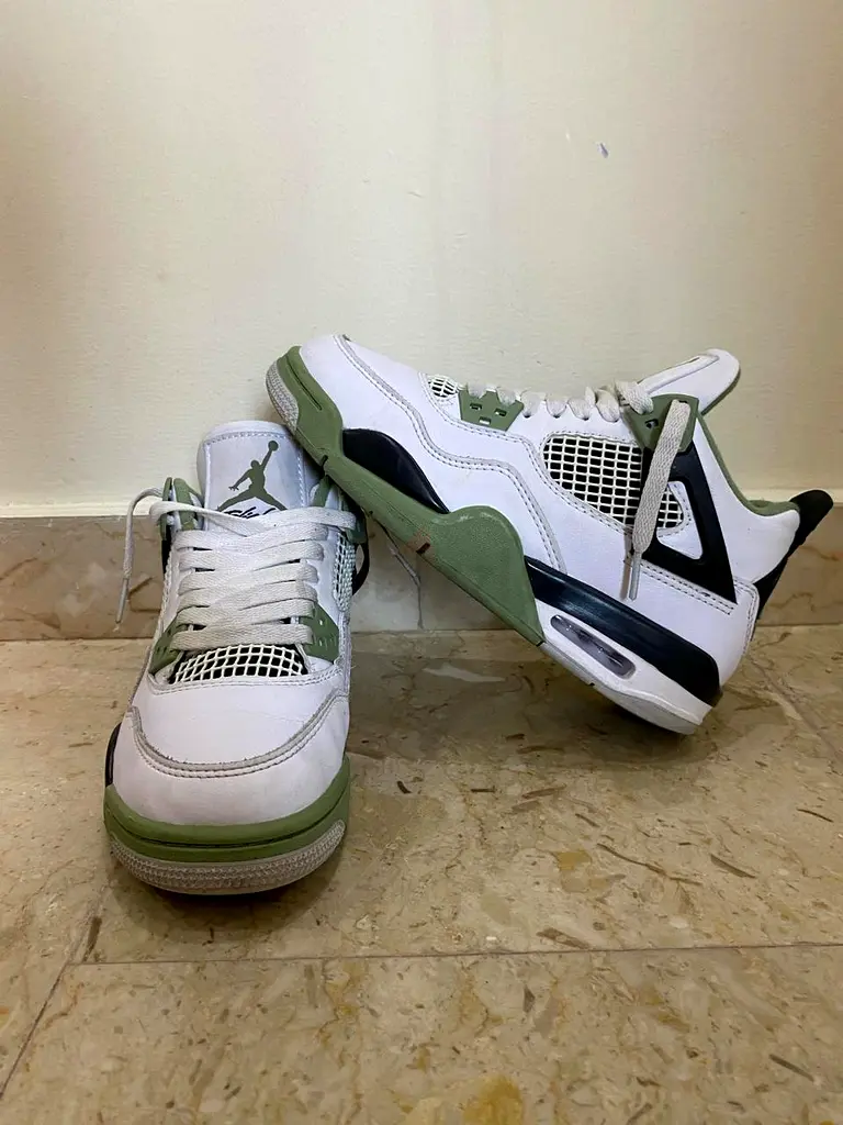 Jordan4 Olive Green for sale