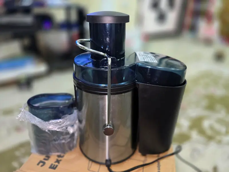 Juice extractor. Brand new. Unwanted gift.