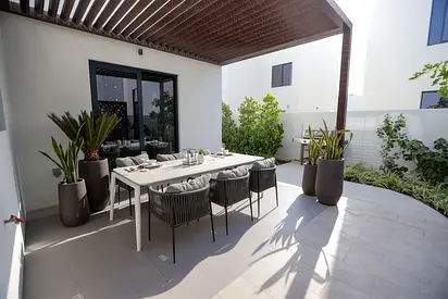 Elegant Finishes | Luxurious Single Row | Amazing Offer!