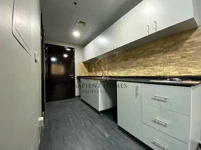 Newly Rennovated - Studio Apartment ! Vacant ! Parking