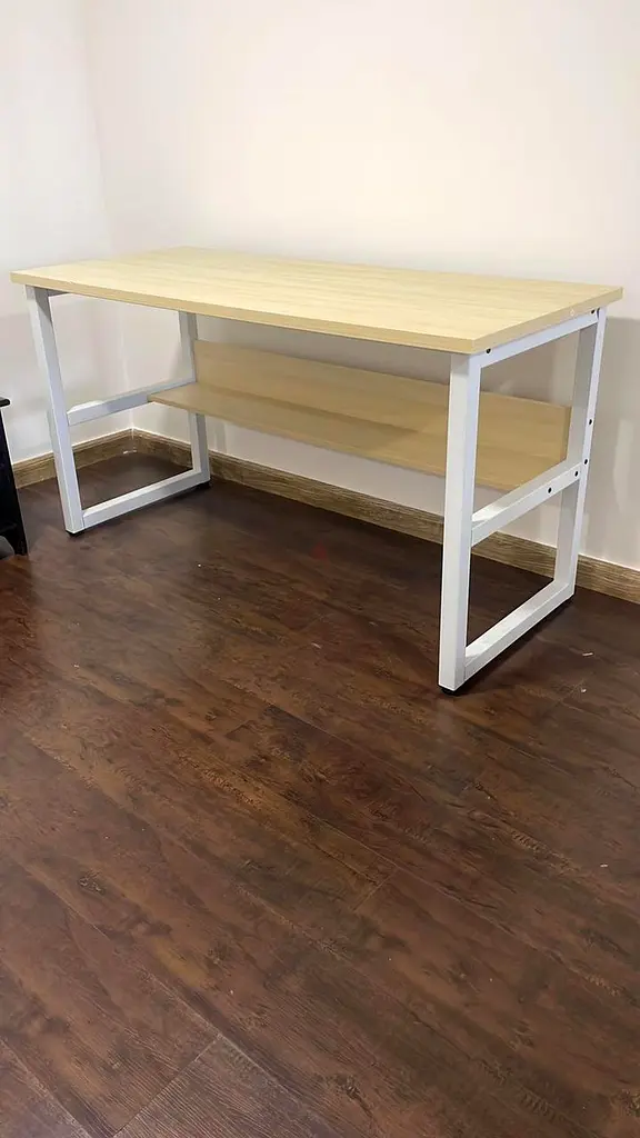 Computer desk