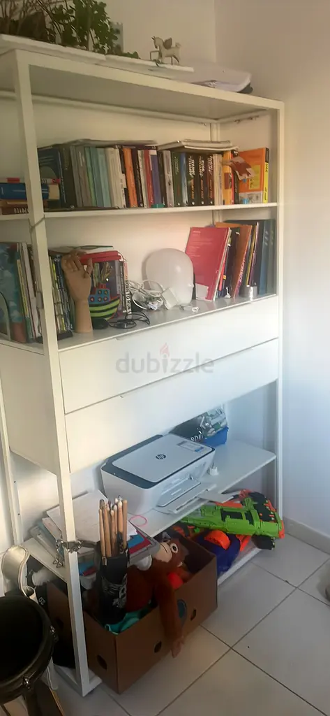 Shelving unit