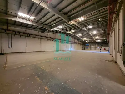 40000 Sq Ft Warehouse Wit Land For Sale In Al Al Quoz