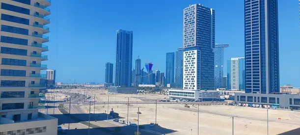 Spacious 1 Bedroom | Unfurnished | All Aminities