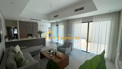 5 Bedroom Villa And A Hall \ Freehold \large Areas \ 5 Years Without Maintenance Fees \ Luxury Fini
