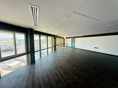 Large Warehouse With Showroom | Power: 15kw