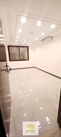 Studio Flat With Open Kitchen In Bur Dubai On Fahidi Street Near Kfc Opp Emirates Nbd Bank Behind S