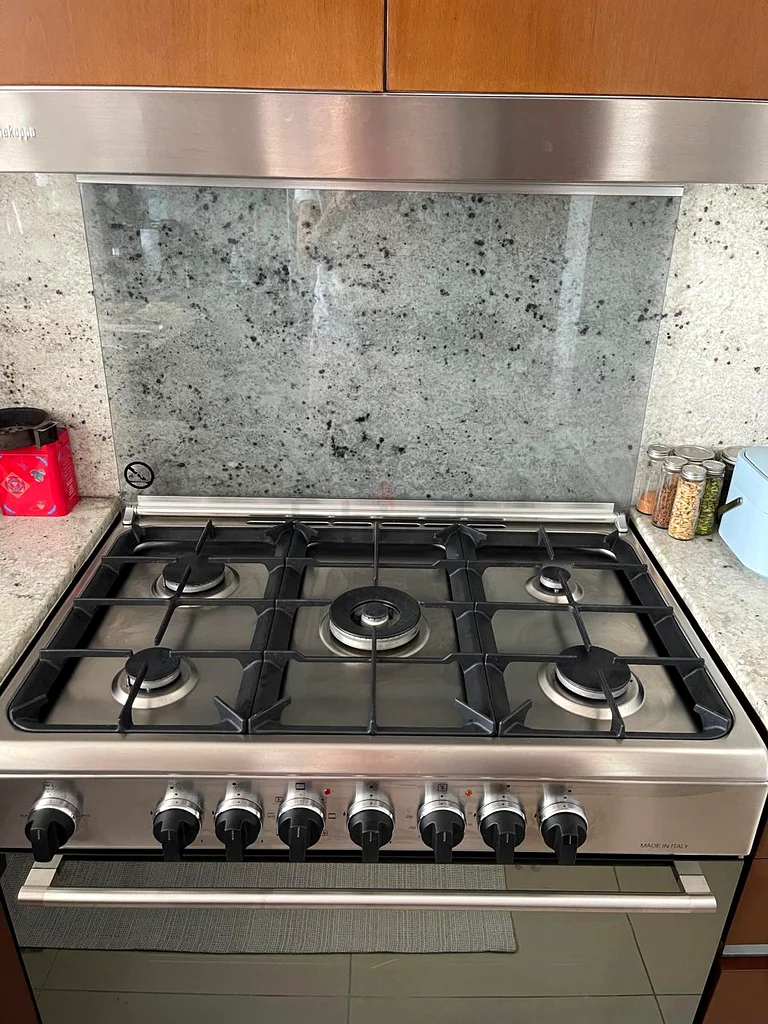 موقد غاز بومباني مكون من 5 شعلات وفرن كهربائي  BO 683 MG / بدون توصيل مجاني + ضمان63265097977859113