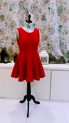 Gorgeous red short dress