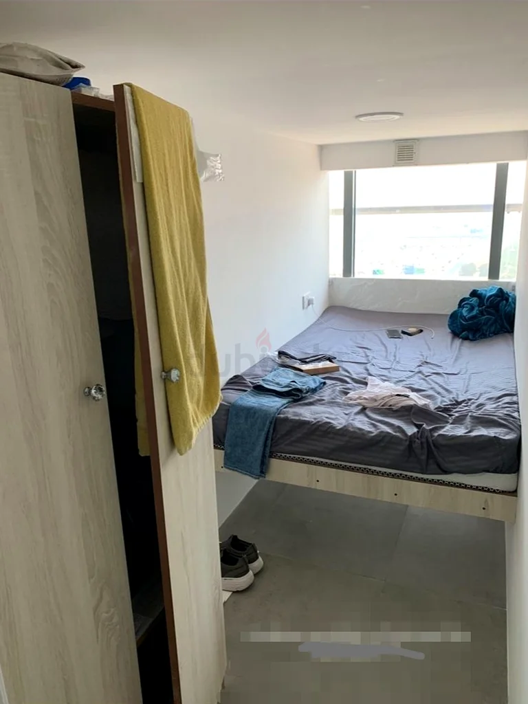 Apartment Fully close Partition for Solo or couple in business Bay