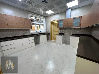 Luxury 3bhk With Wardrobe+pvt Entrance In Khalifa.