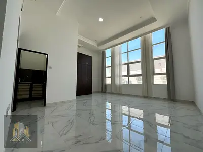 Luxury Studio With Free Parking+sep Kitchen Close To Market In Kca.