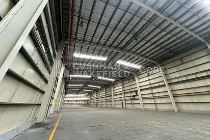 Warehouse | Good Ceiling Height | Internal Office