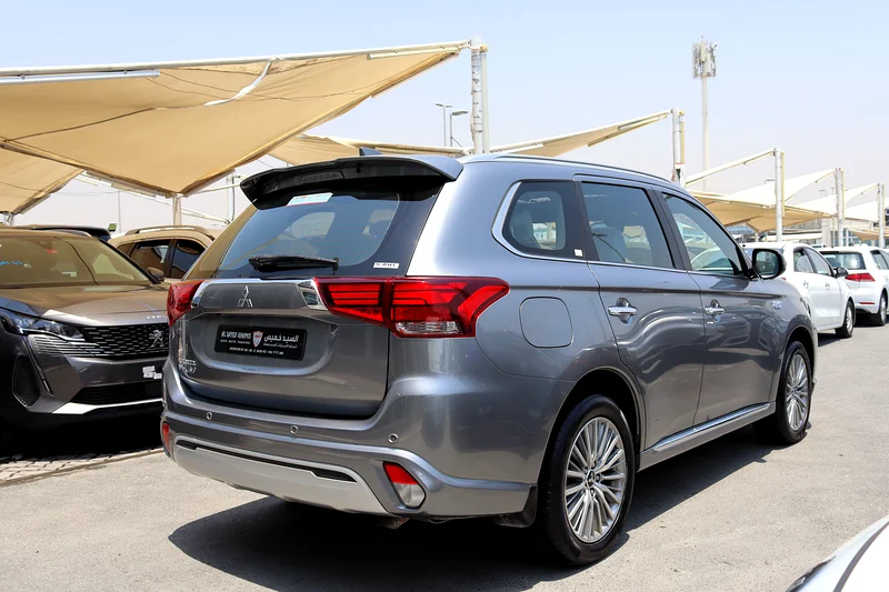 MITSUBISHI OUTLANDER PHEV FULL OPTION GCC - ORIGINAL PAINT خليجي - صبغة وكالة - هايبرد63173122229251113