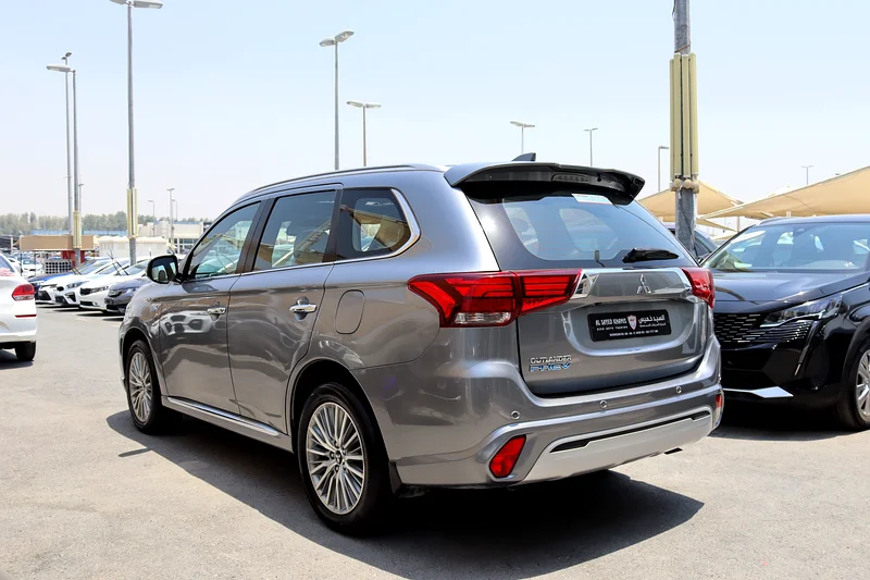 MITSUBISHI OUTLANDER PHEV FULL OPTION GCC - ORIGINAL PAINT خليجي - صبغة وكالة - هايبرد63173122229251114