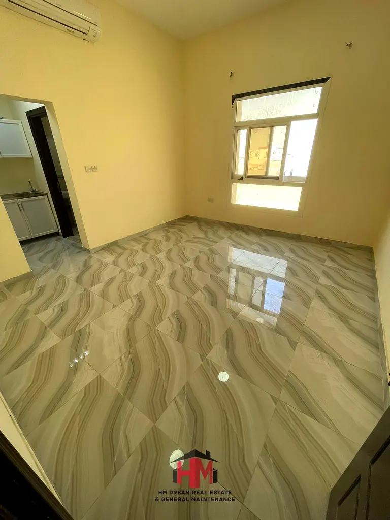 Apartment Cheapest And Bigg studio With Free Very Close To