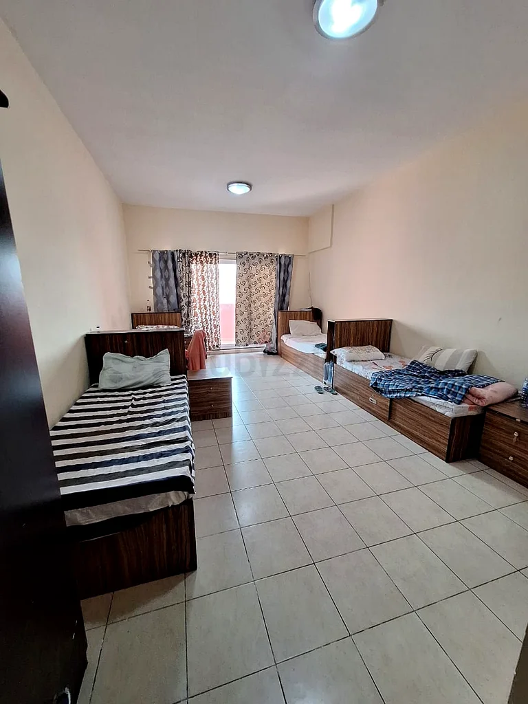 Apartment Bedspace for rent in Discovery Gardens Dubai