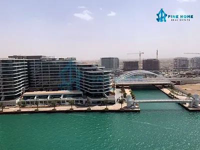 Stunning Sea View Apartment: Luxury Comfort In Space