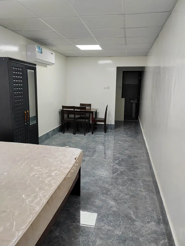 فيلا / بيت للإيجار Keralate family room available near Al Qusais metro