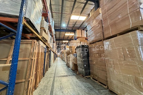 Warehouse For Sale | Good Height | Sprinklers