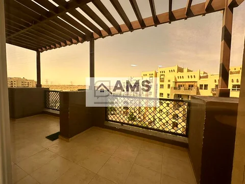 2 Bedroom I Double Balcony I Well Maintained