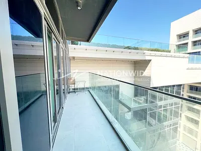 Cozy Unit| Top Facilities| Ideal Area |best Views