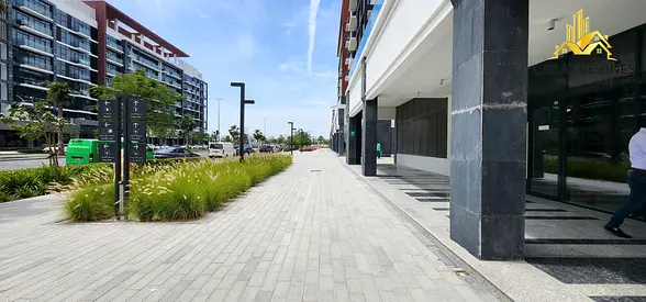 Roadside Retail Retreat: Your Destination For Business Bliss!available Only In 260000