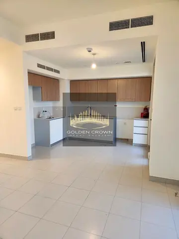 Beautiful 3 Bedroom Single Row Townhouse Available For Rent.