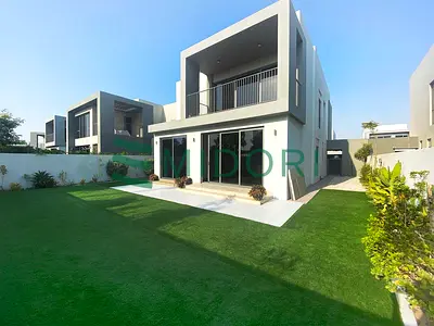 Landscaped | Single Row | Available September
