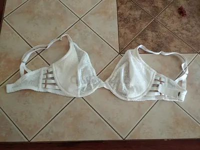 Bra - white (Victorias Secret) - 32DDD