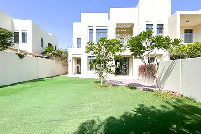 Huge Villa | Corner Unit | Single Row