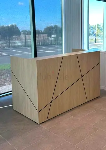 Office Reception Desk Counter