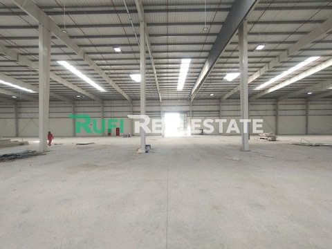Hot Offer /// 62022 Sq.ft With 380/kw Warehouse For Rent In Uaq Emirates Industrial Area .