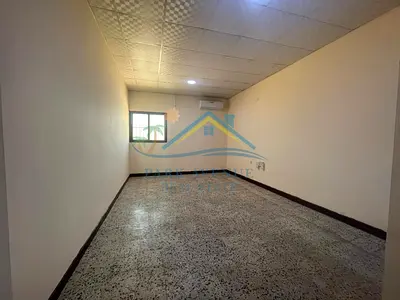 Neat And Clean Famli Villa