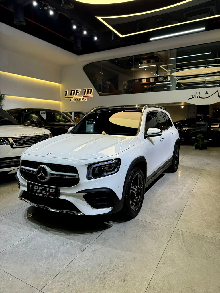 2023 MERCEDES BENZ GLB 200 GCC WITH WARRANTY AND CONTRACT SERVICE ONLY 11000 KM63164769043587112
