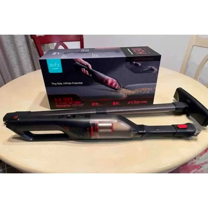 Handheld vacuum cleaner