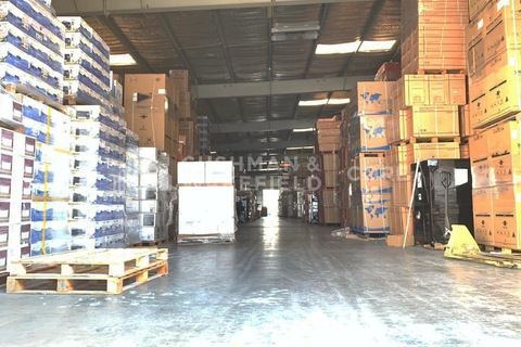 Available Warehouse For Sale | Good Ceiling Height