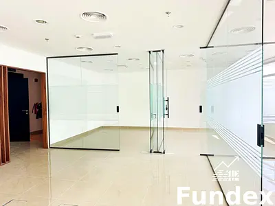 4 Parking's | 4 Close Glass Partitions | High Floor
