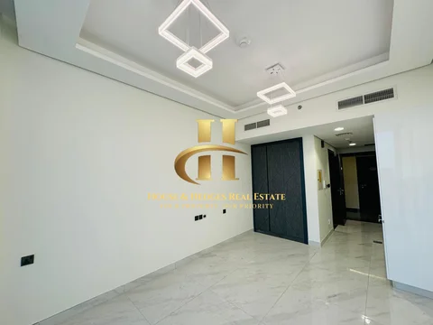 Studio Apartment Fitted Kitchen-best Amenities