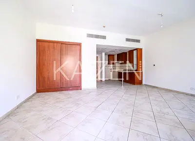 Premium | Studio | Community View | Motor City