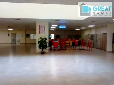 6 Persons Approved Labor Accomodation At Dip 2 At Aed 2000/-