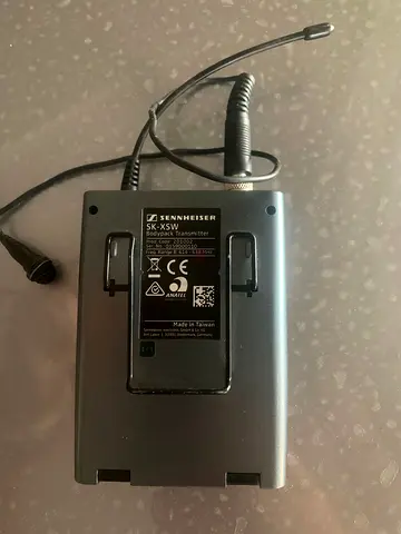 Sennheiser XS wireless bodyback  transmitter with mic